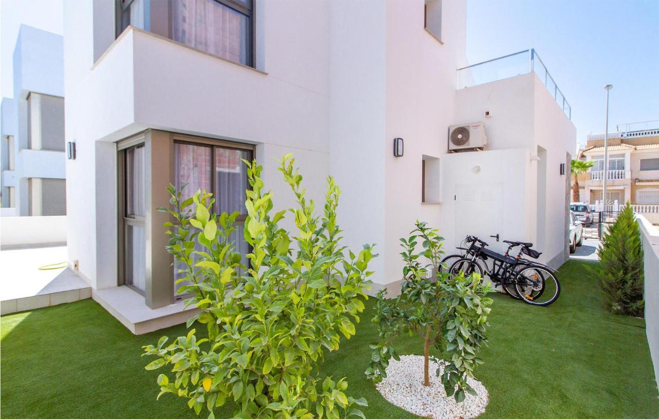 Gorgeous Home In Los Alcazares With Wifi ภายนอก รูปภาพ