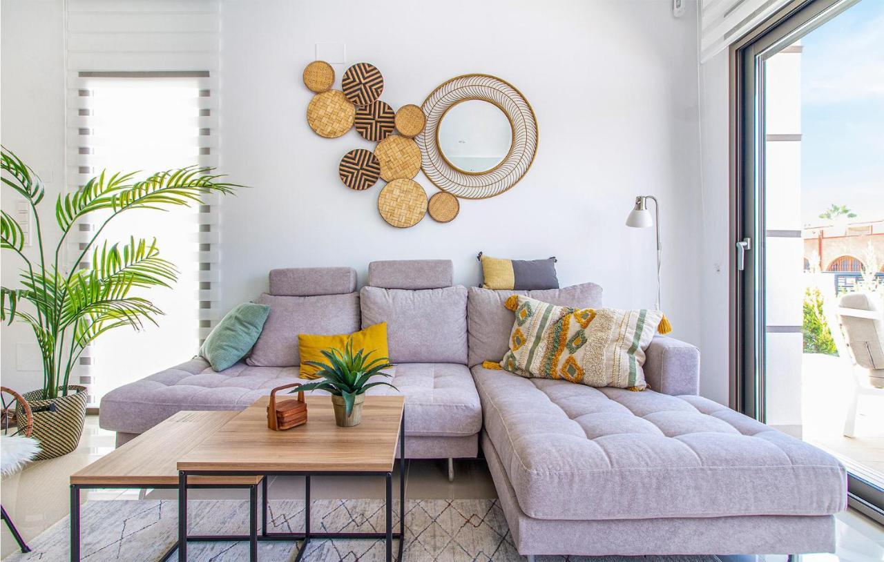 Gorgeous Home In Los Alcazares With Wifi ภายนอก รูปภาพ